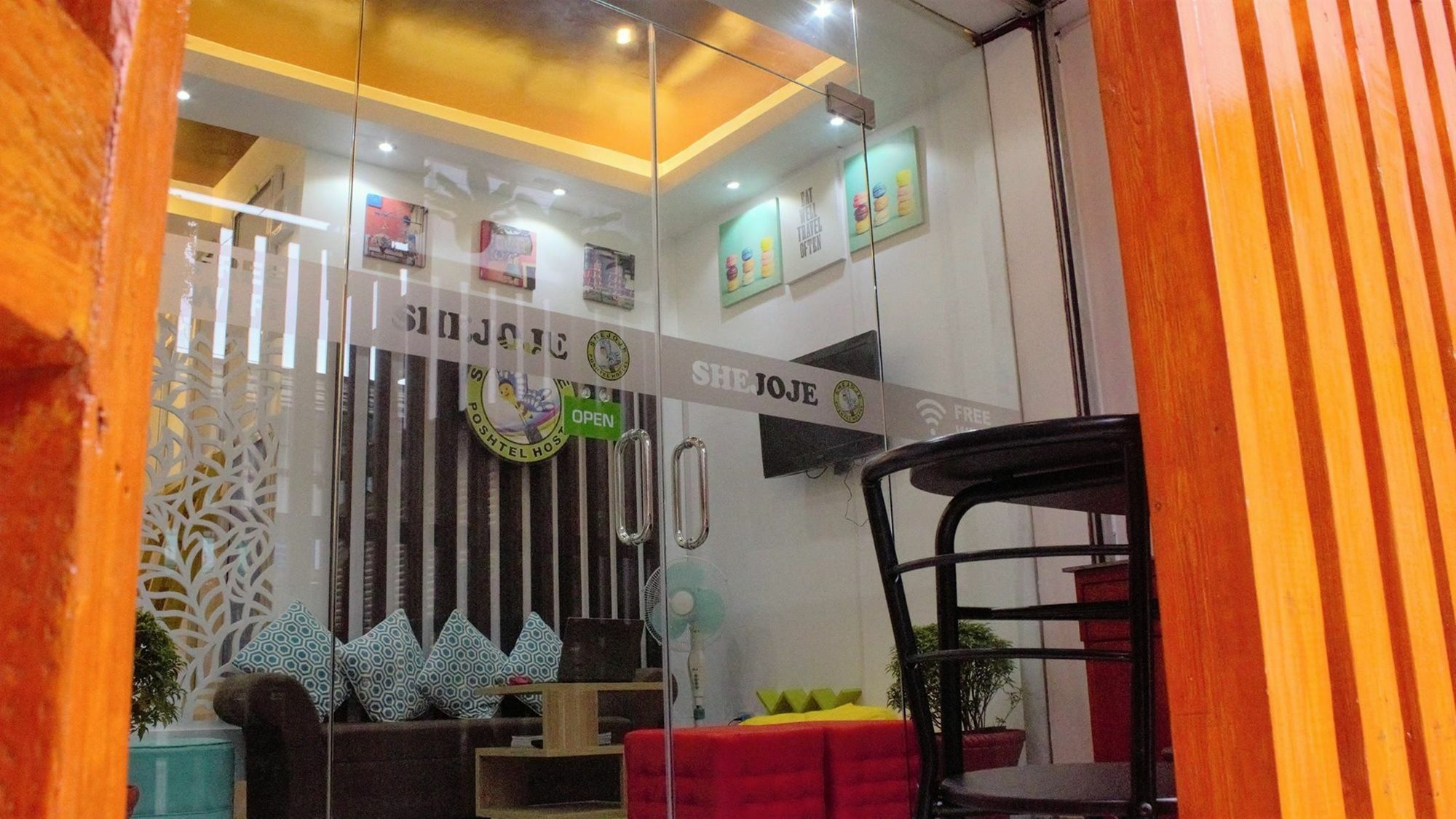 Shejoje Poshtel Hostel Cebu Exterior photo